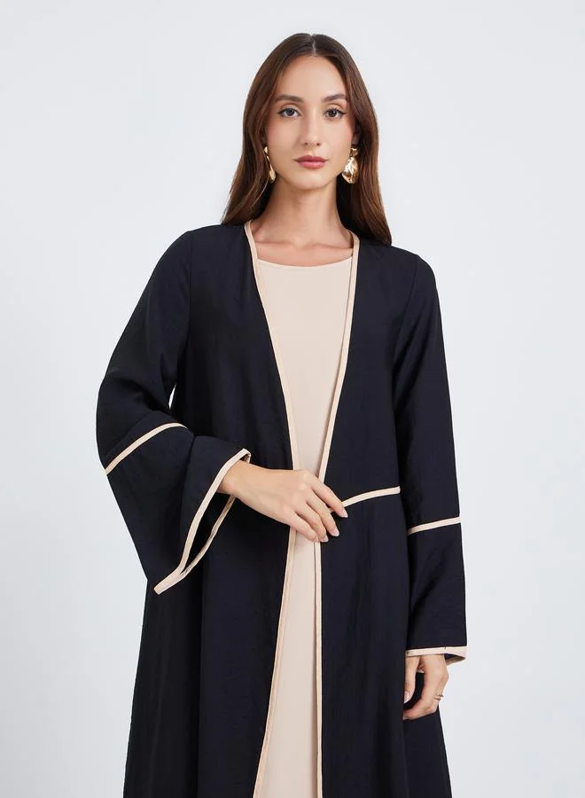 تايك تو طقم عباية بأكمام طويلة وتفاصيل متباينة مع فستان